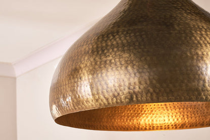 Pendentif Quinn Statement en métal martelé - Grand