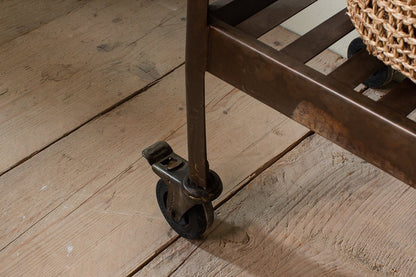 Étagère en fer Umi - Très grande